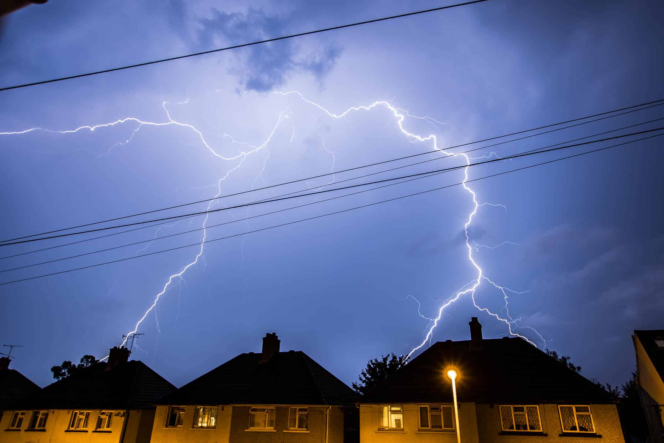 Orages et pluies violentes : les démarches en cas de dommages à votre habitation